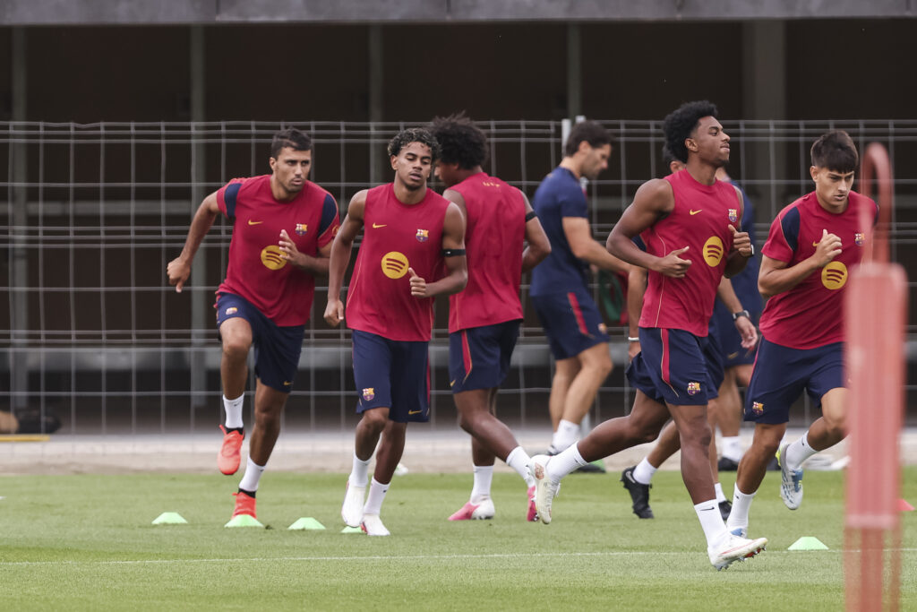 FC Barcelone : Rodri joue déjà un rôle capital auprès de Yamal