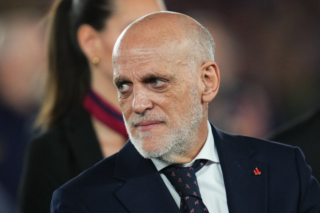 « Soutenir que les arbitres sont dirigés contre le Real Madrid, c’est vivre dans une autre galaxie », Javier Tebas sort la sulfateuse contre le Real Madrid et José Mourinho