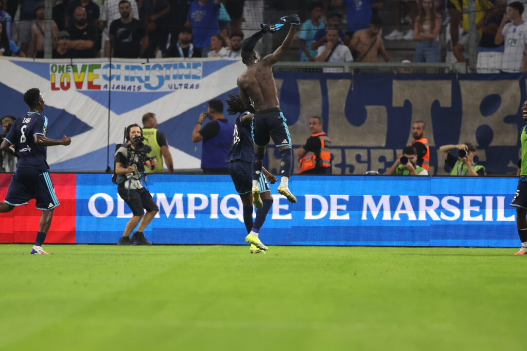 Vingt-trois secondes puis un triplé : Sinayoko a fait tomber l’OM au Vélodrome