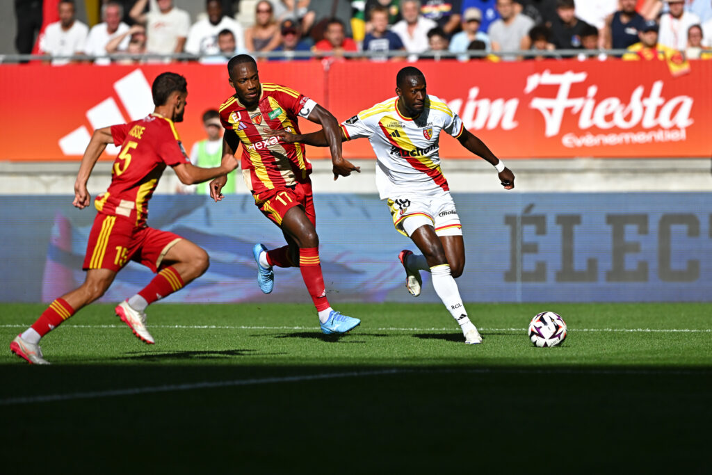 Mené 2-0, Lens arrache le nul au Mans