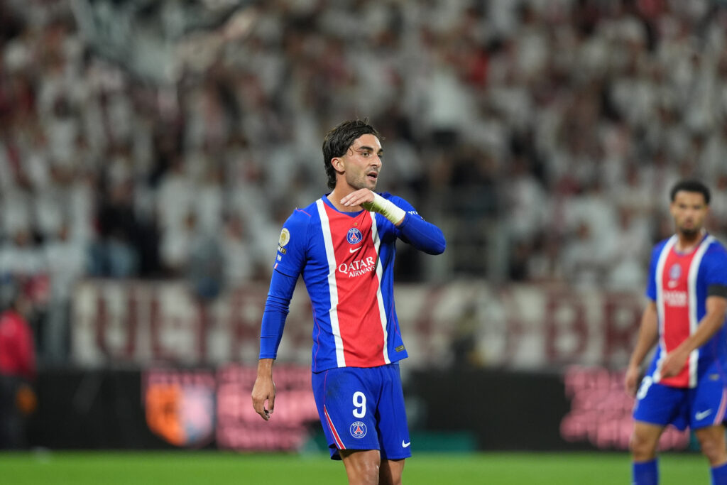 Auteur d’un début de saison énorme avec le PSG, Ferran Torres publie un message étrange