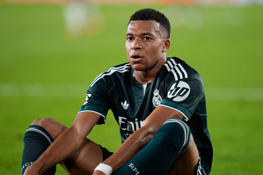 Real Madrid : Pourquoi Vinicius, Kylian Mbappé et Ibrahima Konaté se retrouvent au coeur d’une vive polémique après le match face à Elche ?