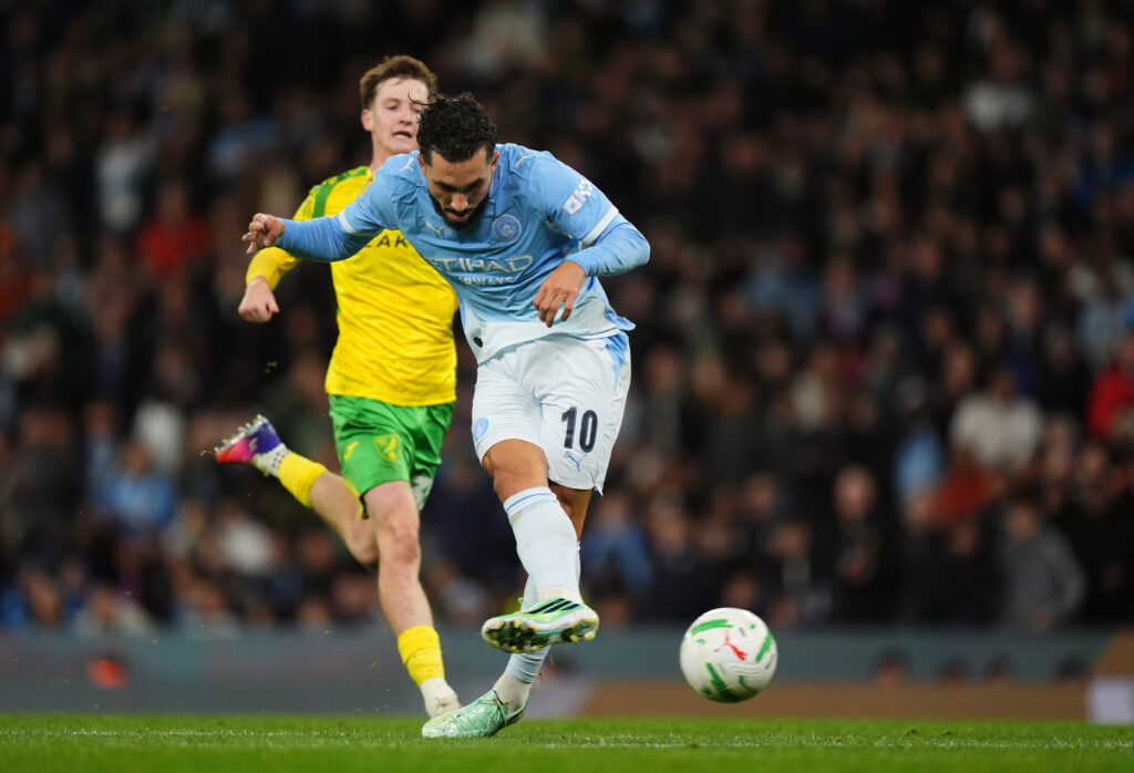 Doublé d’un jeune et but de Cherki : City s’amuse contre Norwich