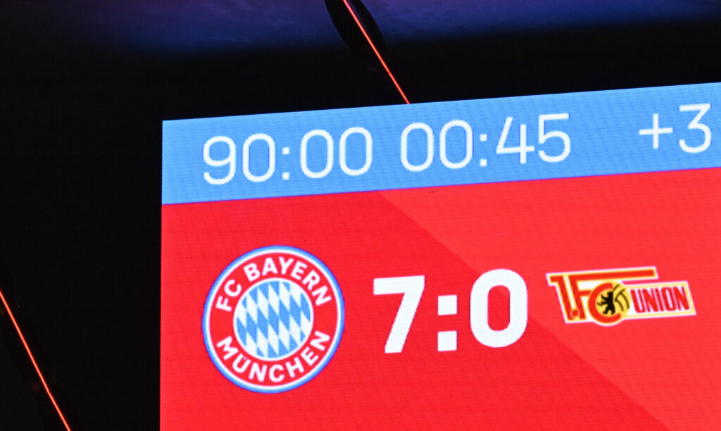 « Est-ce que ce petit vaurien de 19 ans de Barcelone n’aurait pas pu simplement fermer sa bouche ? « , l’Union Berlin s’en prend à Lamine Yamal après une correction 7-0 infligée par le Bayern