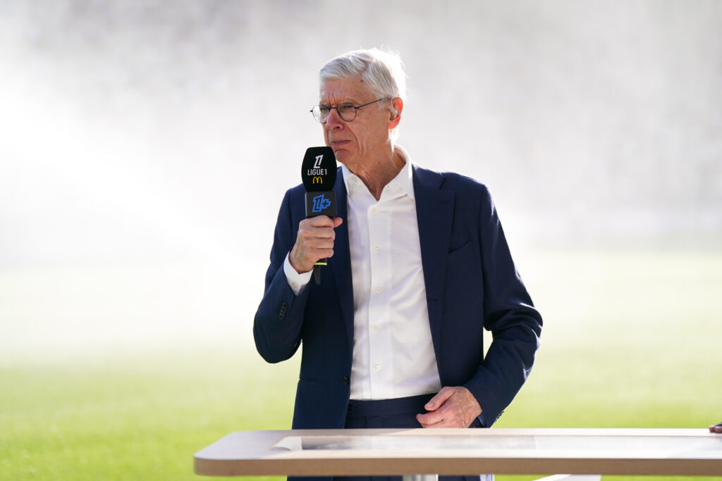« Il est habitué, il a connu ça toute sa carrière », Arsène Wenger évoque la pression qui attend Zinédine Zidane à la tête des Bleus