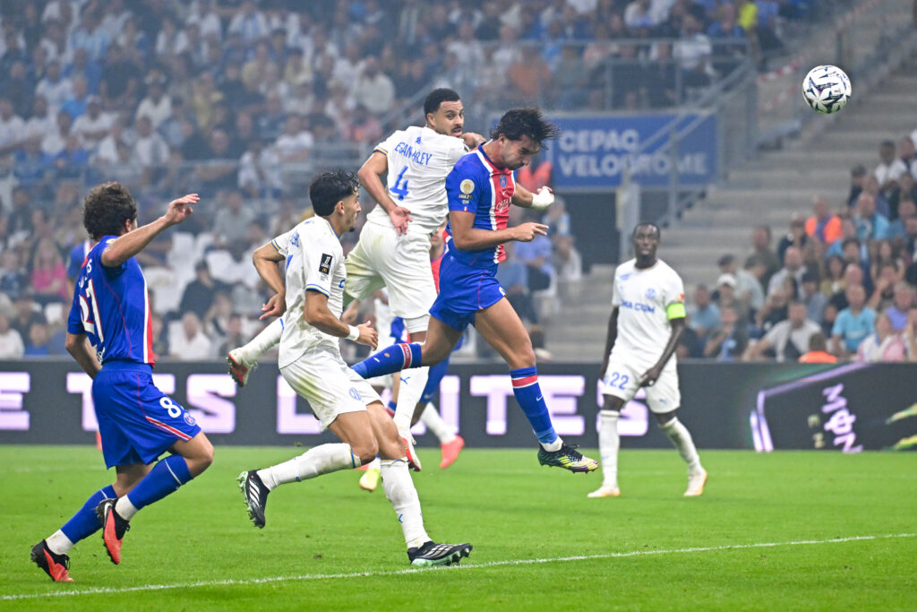 Trois buts en neuf minutes : le PSG s’impose dans un Classique fou, l’OM est 17ème