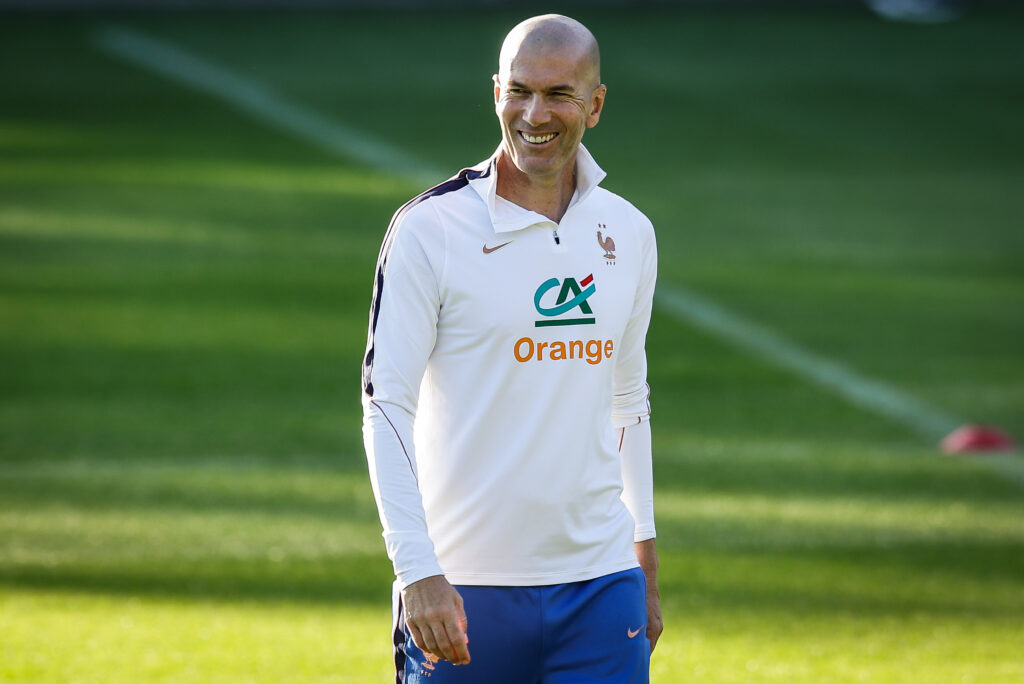 Plots, terrain, blessés : ce que Zidane a déjà changé par rapport à Deschamps
