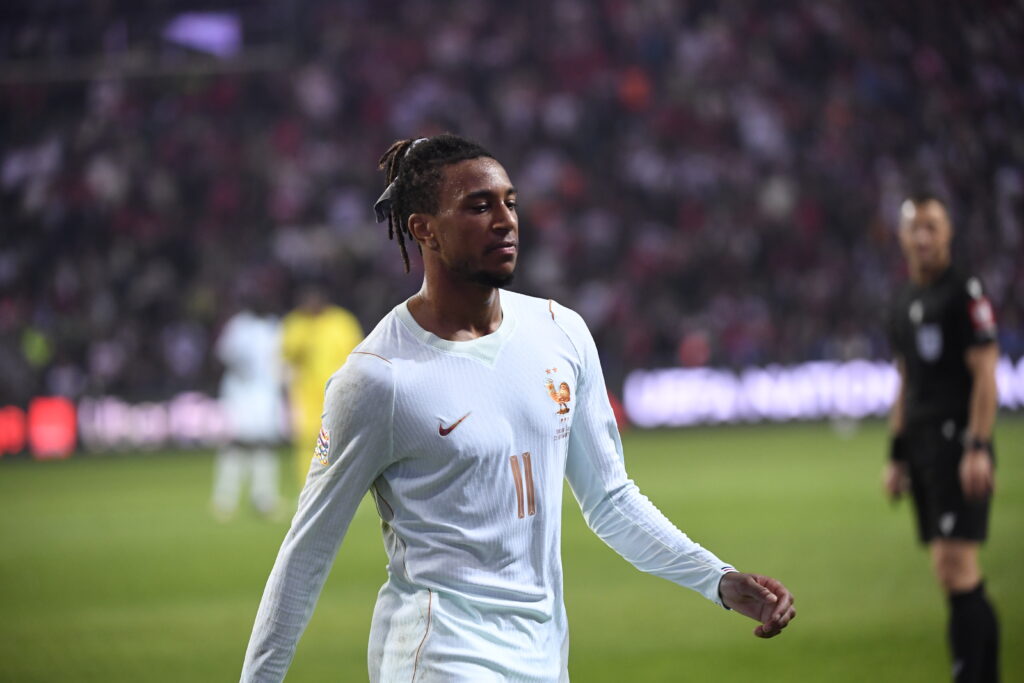 Equipe de France : Michael Olise égale un record de 70 ans détenu par Raymond Kopa