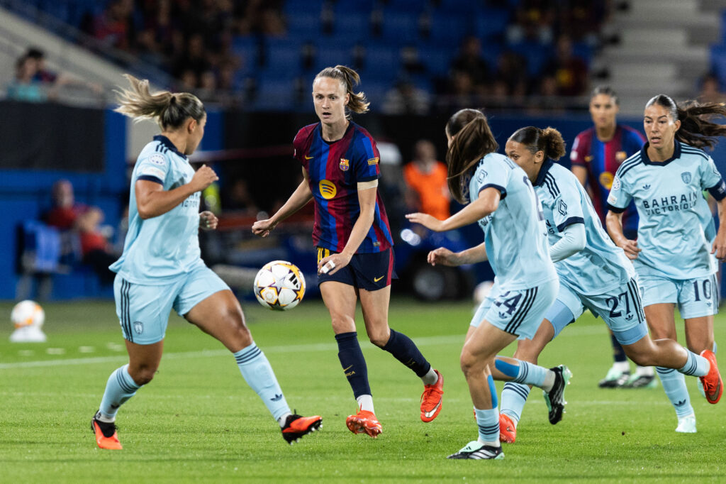 Ligue des champions : le Paris FC mène puis sombre à Barcelone