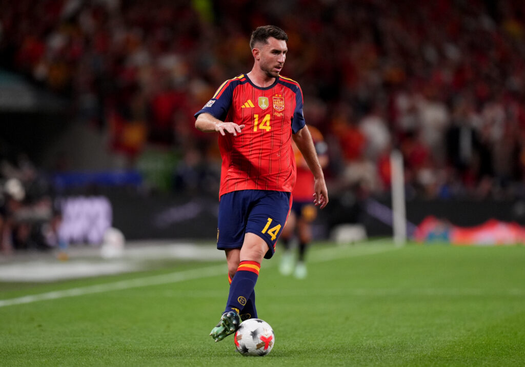 « Le sélectionneur de l’équipe de France ne comptait pas du tout sur moi », Aymeric Laporte explique son choix de jouer pour l’Espagne au lieu des Bleus