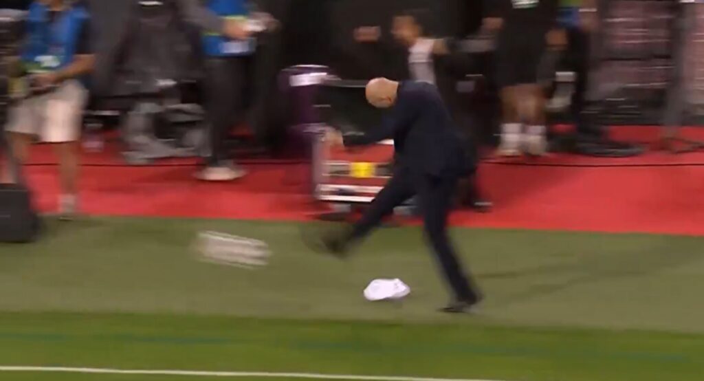 Vidéo : la célébration folle de Zidane sur le but d’Olise