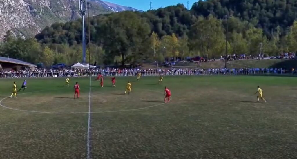 Coupe de France : la vidéo du lob du rond central qui qualifie un club de District face à une N1