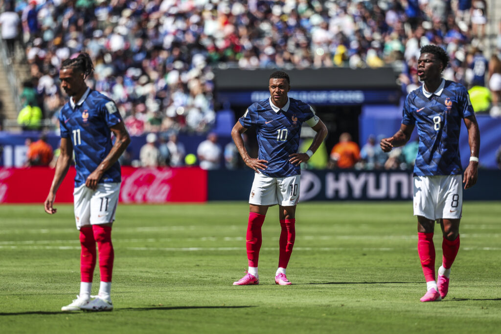 Ballon d’Or : Dembélé, Olise, Mbappé… Aurélien Tchouaméni fait campagne pour un Français