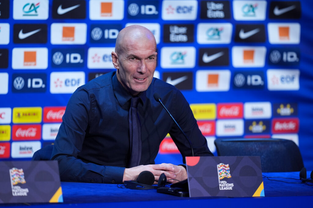 « Je l’ai vu, il est beau », l’émotion de Zinédine Zidane au moment d’évoquer Aimé Jacquet