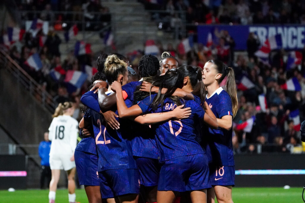 Équipe de France féminine : neuf buts et huit buteuses différentes, la démonstration des Bleues face à la Lettonie