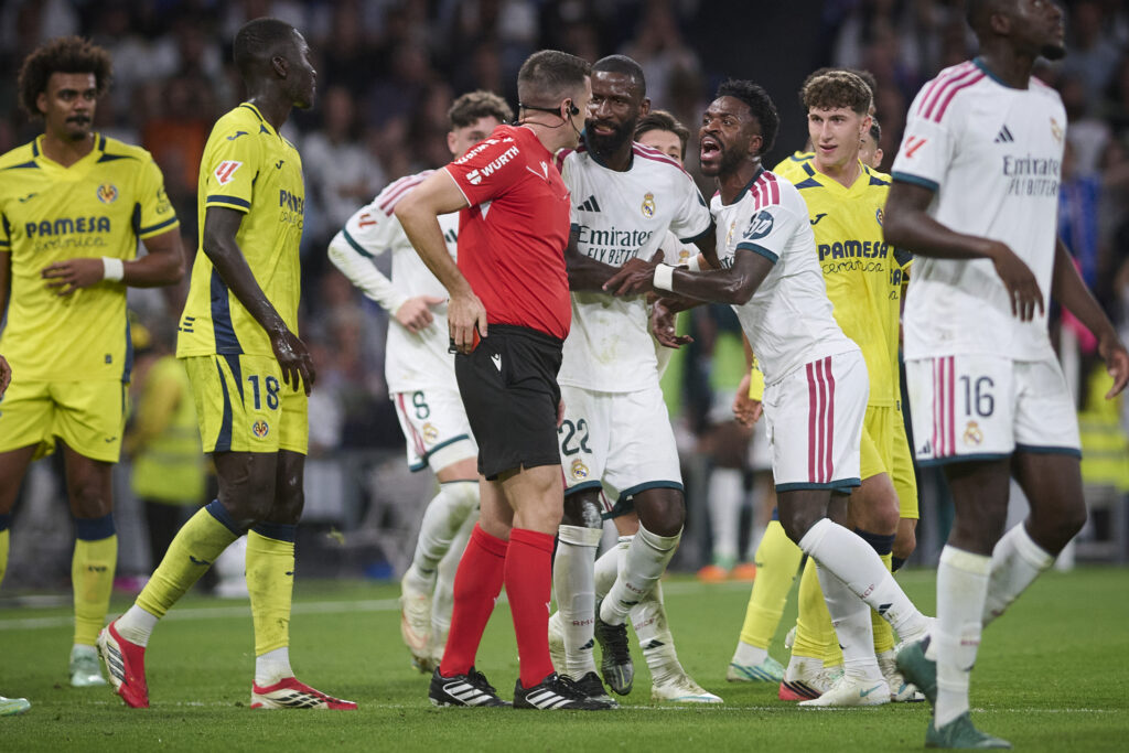 Real Madrid : Vinicius sort du silence après son mauvais geste
