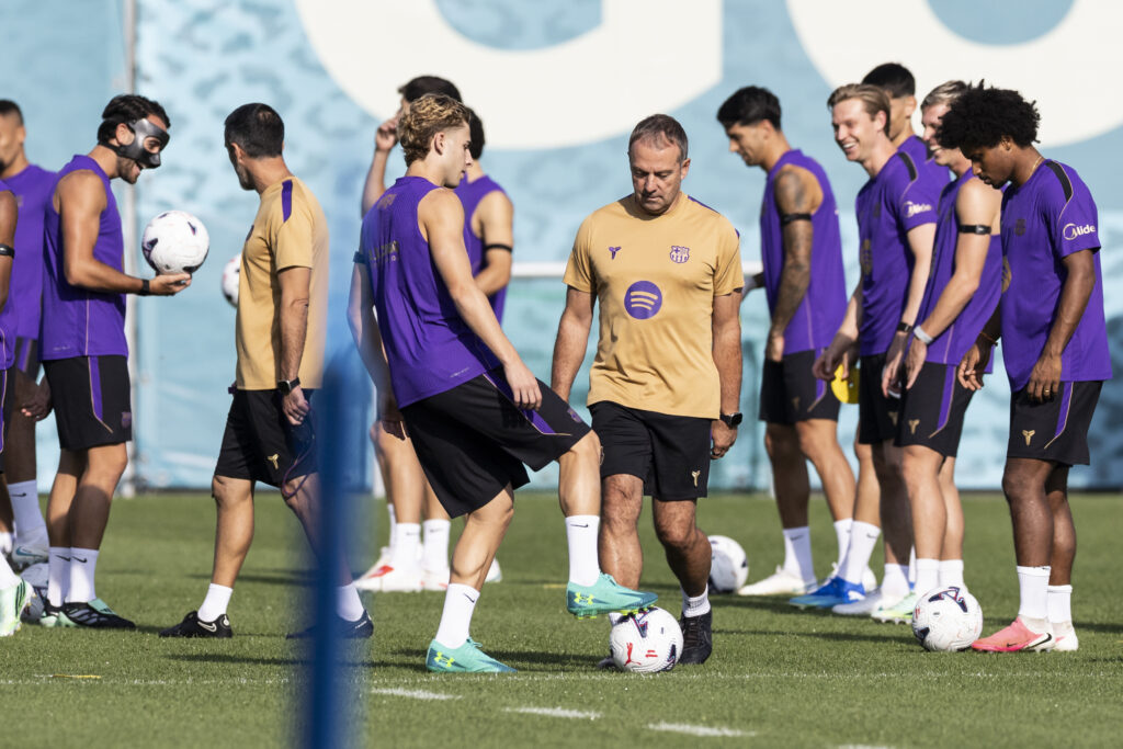 PSG – Barça : le Barça sort une pépite de la Masia pour Paris, Àlex Campos convoqué pour la première fois