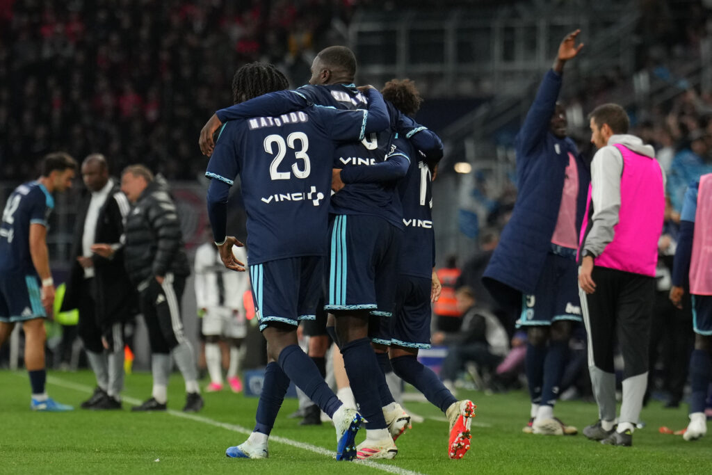 Ligue 1 : Monaco tombe à Lorient, le Paris FC s’offre Rennes dans un match fou, Auxerre enfonce Le Havre
