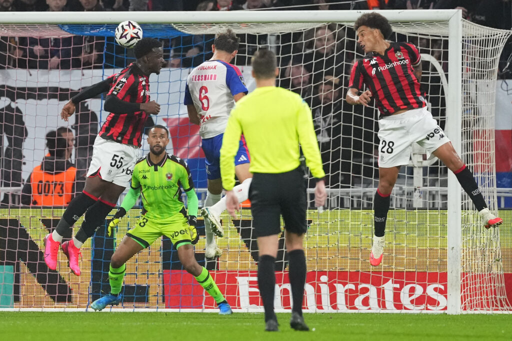 OL – Nice (2-1) : un rouge, un poteau et un but refusé pour quelques millimètres, Lyon tient bon et prend la tête