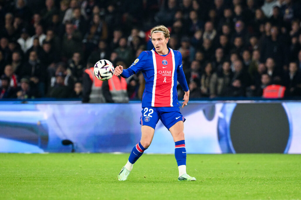 PSG : Enfin buteur, Mika Godts annonce la couleur après son premier but face à l’Oympique Lyonnais