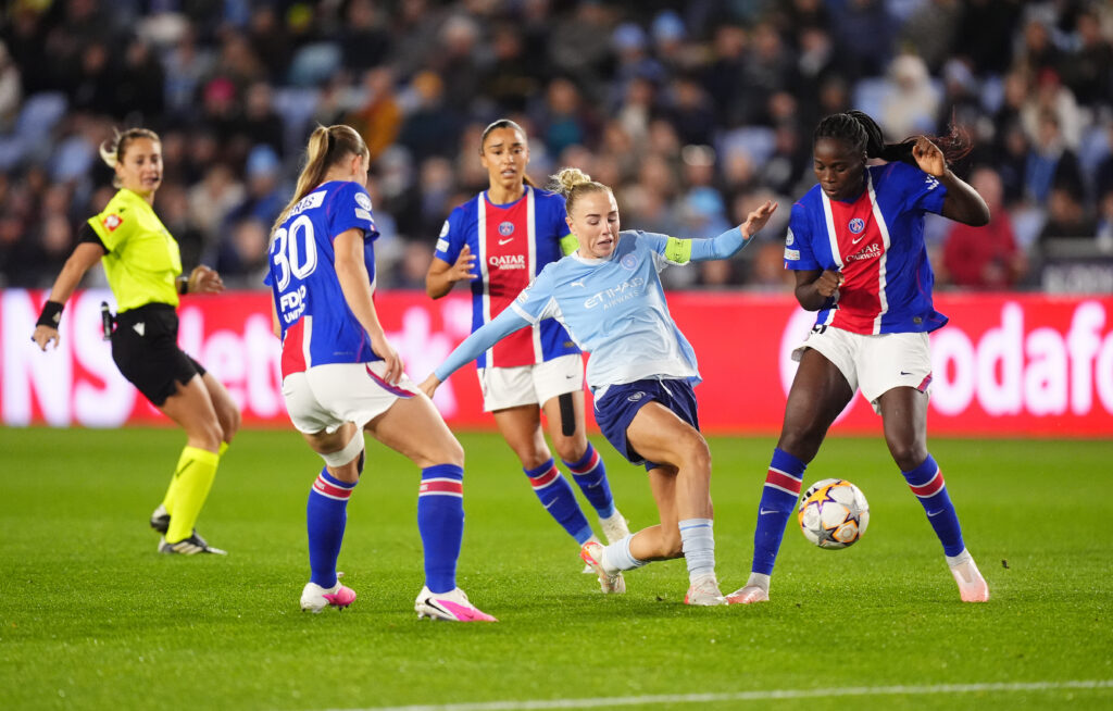 Ligue des Champions : le PSG arrache le nul à City, le Paris FC rejoint dans le temps additionnel, le Barça en démonstration