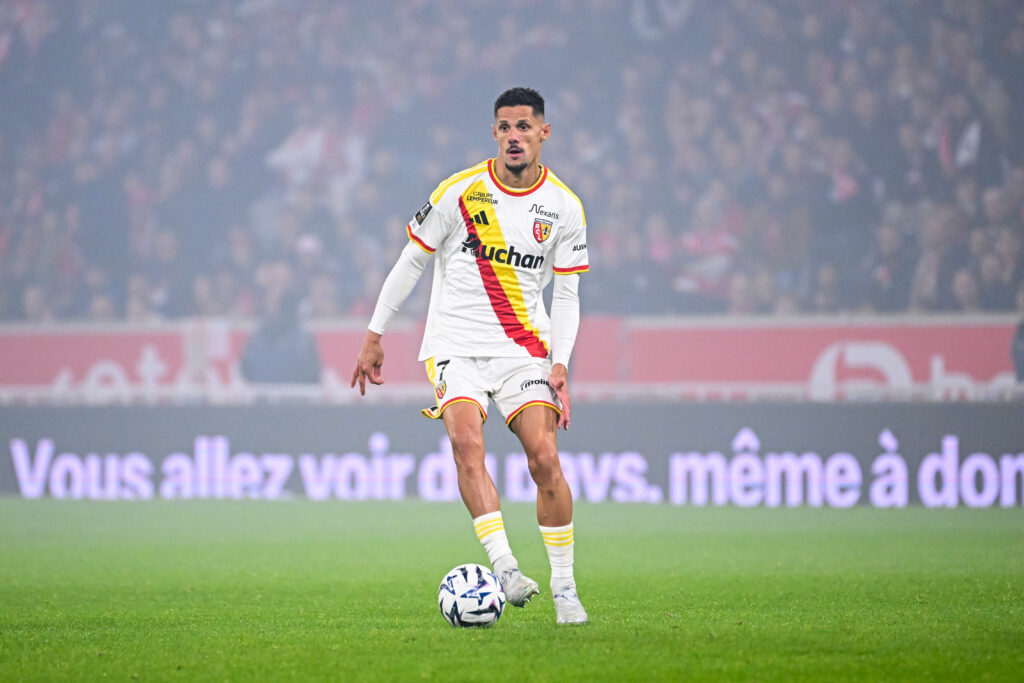 « On n’a pas su montrer notre vrai visage », Florian Sotoca dépité après la défaite du RC Lens à Lille