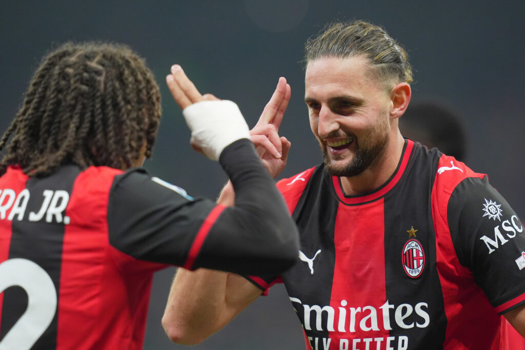 L’AC Milan inflige à l’Inter sa première défaite (3-1), Moreira régale